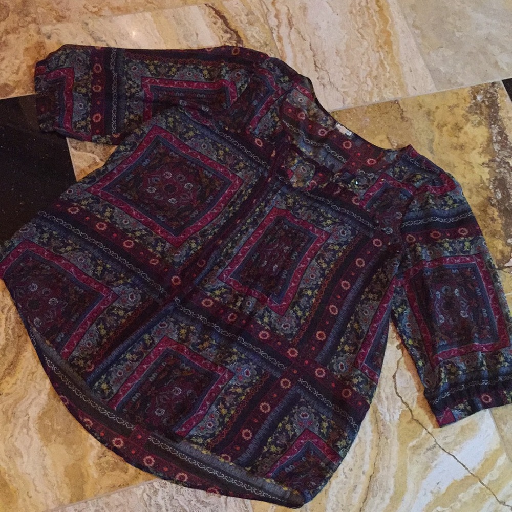 Eyeshadow semi-sheer tunic/subtle studs & pleats